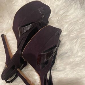 Gucci suede platform sandals in good condition.